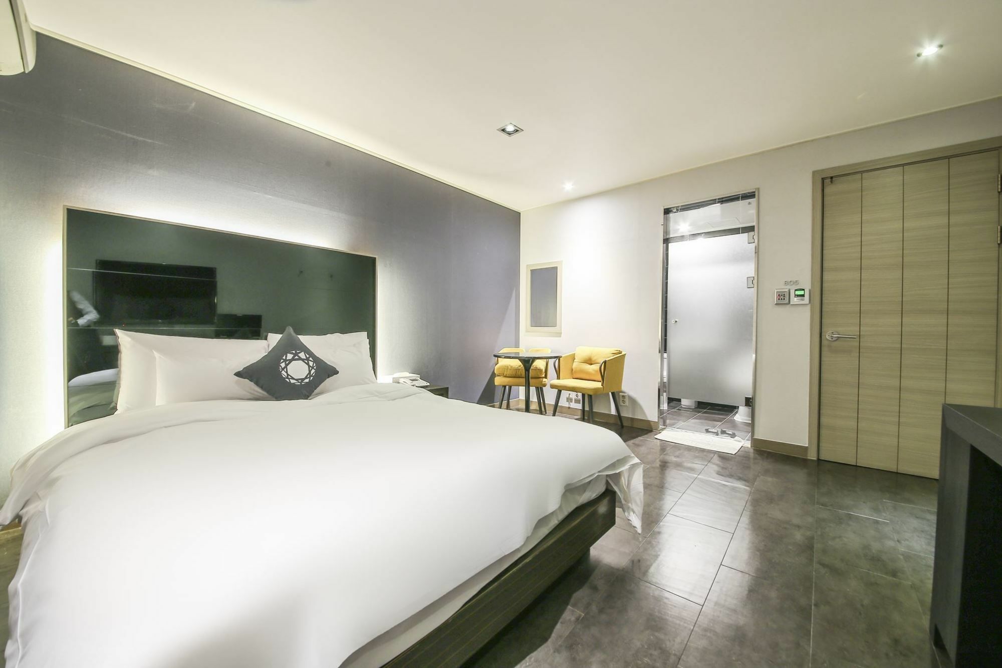Hotel Cullinan Seocho Seoul Exterior photo